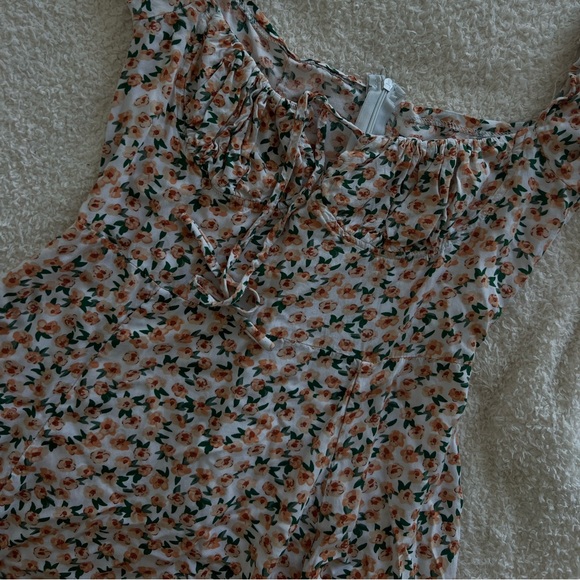 🤍Floral Summer Dress🤍 - Picture 3 of 5